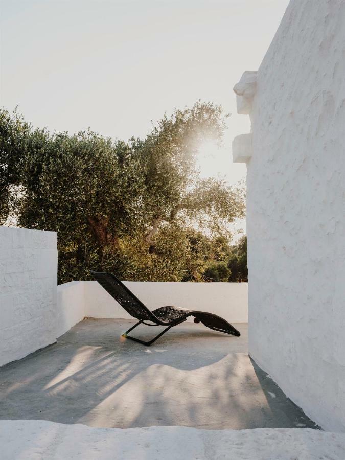 Masseria Dagilupi Остуни Экстерьер фото